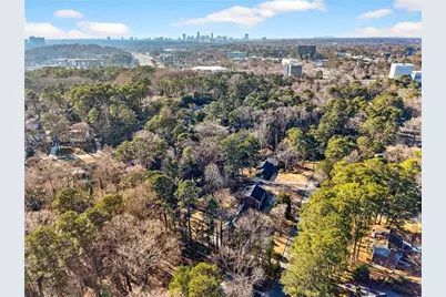 1986 Continental Drive NE, Atlanta, GA 30345 - Photo 72