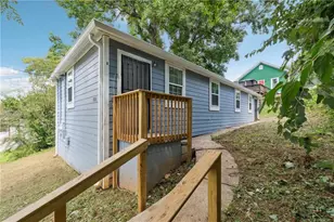 1098 Smith St SW, Atlanta, GA 30310 - Photo 2