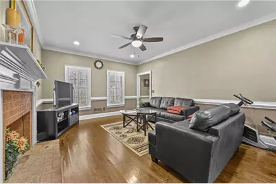 110 Amsterdam Drive SW, Lilburn, GA 30047 - Photo 12