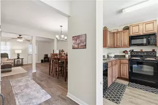 2863 Creek Bottom Ct, Gainesville, GA 30504 - Photo 8