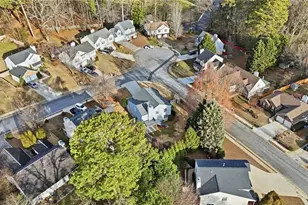 52 Central Park Dr, Atlanta, GA 30354 - Photo 34