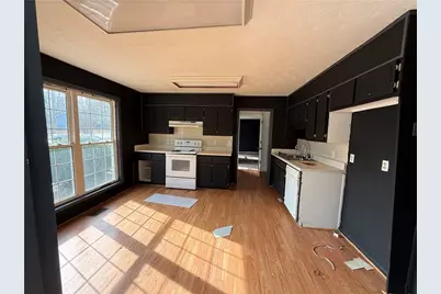 6762 Oakland Drive, Douglasville, GA 30135 - Photo 10