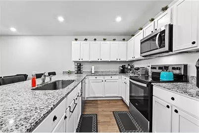 562 Pemberton Street, Kingston, GA 30145 - Photo 10