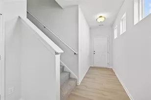 84 Jacobs Farm Ln, Lawrenceville, GA 30045 - Photo 2