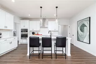 310 Chattahoochee Cir, Locust Grove, GA 30248 - Photo 2