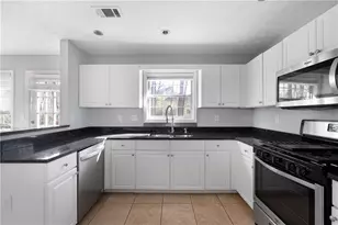 4240 Berkeley Mill Ln, Duluth, GA 30096 - Photo 12