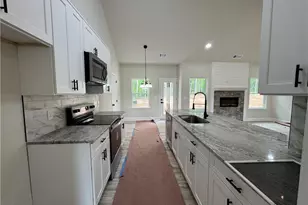 2089 N Hicks Rd, Toccoa, GA 30577 - Photo 22