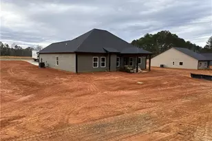 2089 N Hicks Rd, Toccoa, GA 30577 - Photo 4