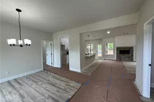 2089 N Hicks Rd, Toccoa, GA 30577 - Photo 2