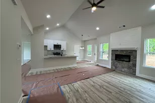 2089 N Hicks Rd, Toccoa, GA 30577 - Photo 6