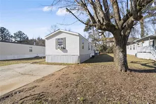 73 Lillian Cir, Stockbridge, GA 30281 - Photo 18