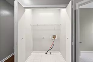 2435 Bellview Ave NW, Atlanta, GA 30318 - Photo 38