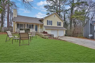 309 Carmen Court, Lawrenceville, GA 30046 - Photo 4