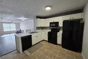 241 S Irwin St, Milledgeville, GA 31061 - Photo 8