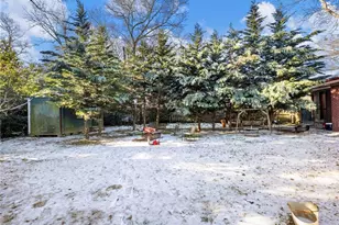 127 N Center St, Winder, GA 30680 - Photo 22