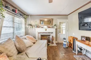 127 N Center St, Winder, GA 30680 - Photo 6