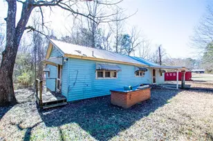 334 Old Bowdon Rd, Carrollton, GA 30117 - Photo 2