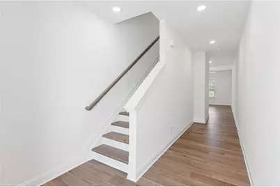 165 Mill Center Boulevard #204, Athens, GA 30606 - Photo 2