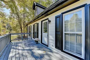 1750 Shady Creek Ln, Lawrenceville, GA 30043 - Photo 4