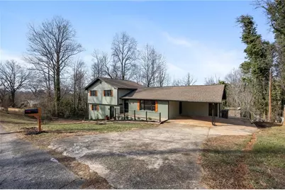 169 Esta Street, Cornelia, GA 30531 - Photo 2