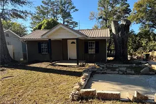 267 E Broad Street E, Newnan, GA 30263 - Photo 1