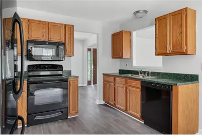 3338 Lindale Court, Ellenwood, GA 30294 - Photo 16
