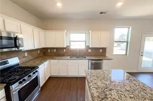 529 Emporia Loop, McDonough, GA 30253 - Photo 2