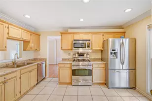 5140 N Bridges Dr, Alpharetta, GA 30022 - Photo 10