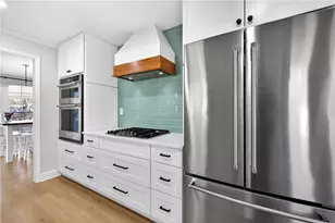 3306 Emory Dr, Marietta, GA 30062 - Photo 2