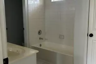 1050 Dogwood Park Dr, Lawrenceville, GA 30046 - Photo 14