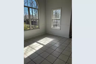 1050 Dogwood Park Drive, Lawrenceville, GA 30046 - Photo 4