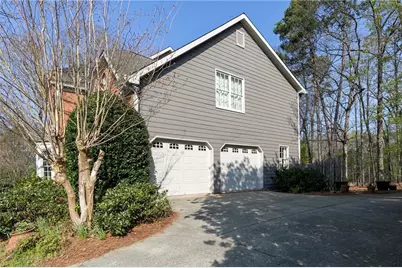 1561 Halisport Lake Drive NW, Kennesaw, GA 30152 - Photo 4