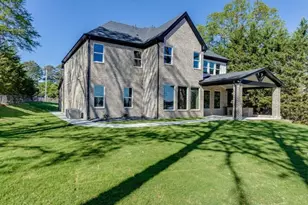 2739 South Waterworks Dr, Buford, GA 30519 - Photo 60