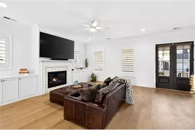 4040 Connolly Court, Roswell, GA 30075 - Photo 8