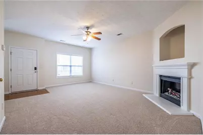 1476 Ashley Way, East Point, GA 30344 - Photo 4