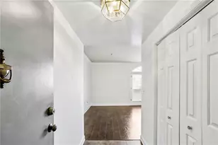 2161 Peachtree Rd NE, Atlanta, GA 30309 - Photo 2