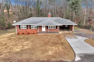 3638 Garden Blvd, Gainesville, GA 30506 - Photo 2