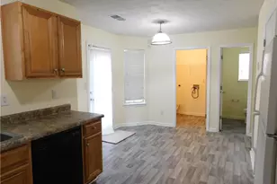 225 Laura Cir, Atlanta, GA 30349 - Photo 18
