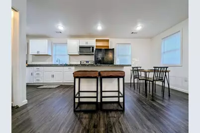 2533 Godfrey Drive, Atlanta, GA 30318 - Photo 8