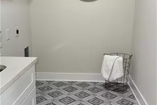 411 Katy Pl, Atlanta, GA 30349 - Photo 28