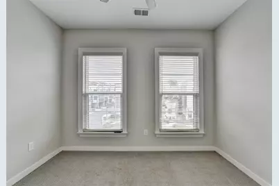 2083 Holtz Lane, Atlanta, GA 30318 - Photo 32