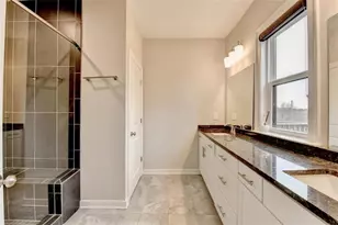 2083 Holtz Ln, Atlanta, GA 30318 - Photo 44