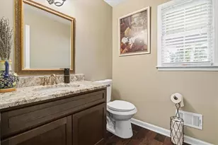 2563 Bridgewood Ln, Snellville, GA 30078 - Photo 8