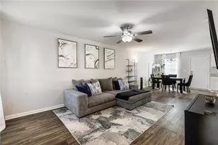 2526 Wood Bend Ln, Riverdale, GA 30296 - Photo 2