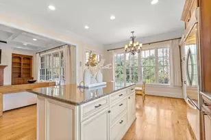 2601 Canterbury Trail, Atlanta, GA 30324 - Photo 16