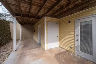 6808 Glenridge Dr, Atlanta, GA 30328 - Photo 2