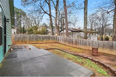 2382 Clare Court SW, Marietta, GA 30008 - Photo 4