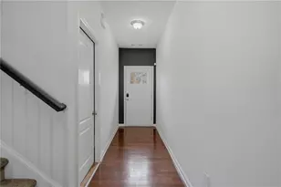 1697 Paxton Ln SW, Lilburn, GA 30047 - Photo 4