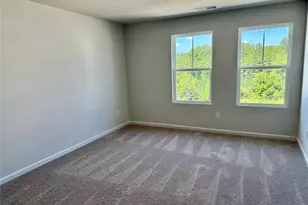 440 Pt Pl Dr, Loganville, GA 30052 - Photo 4