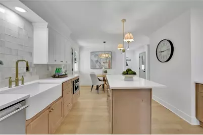 2552 Hollycreek Drive NE, Marietta, GA 30062 - Photo 20